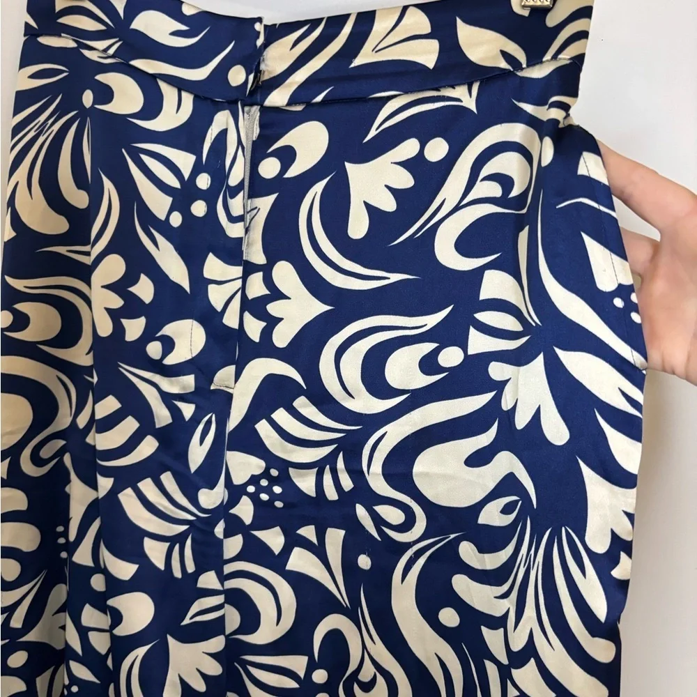 House of Harlow 1960 Blue Cream Patterned Satin Wide Leg Pants - Picture 3 of 10